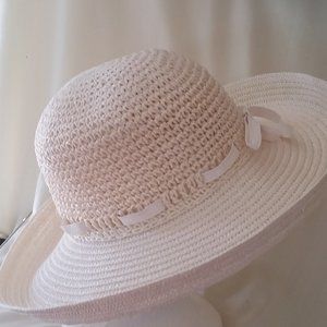 LOVELY WIDE BRIM SUMMER HAT